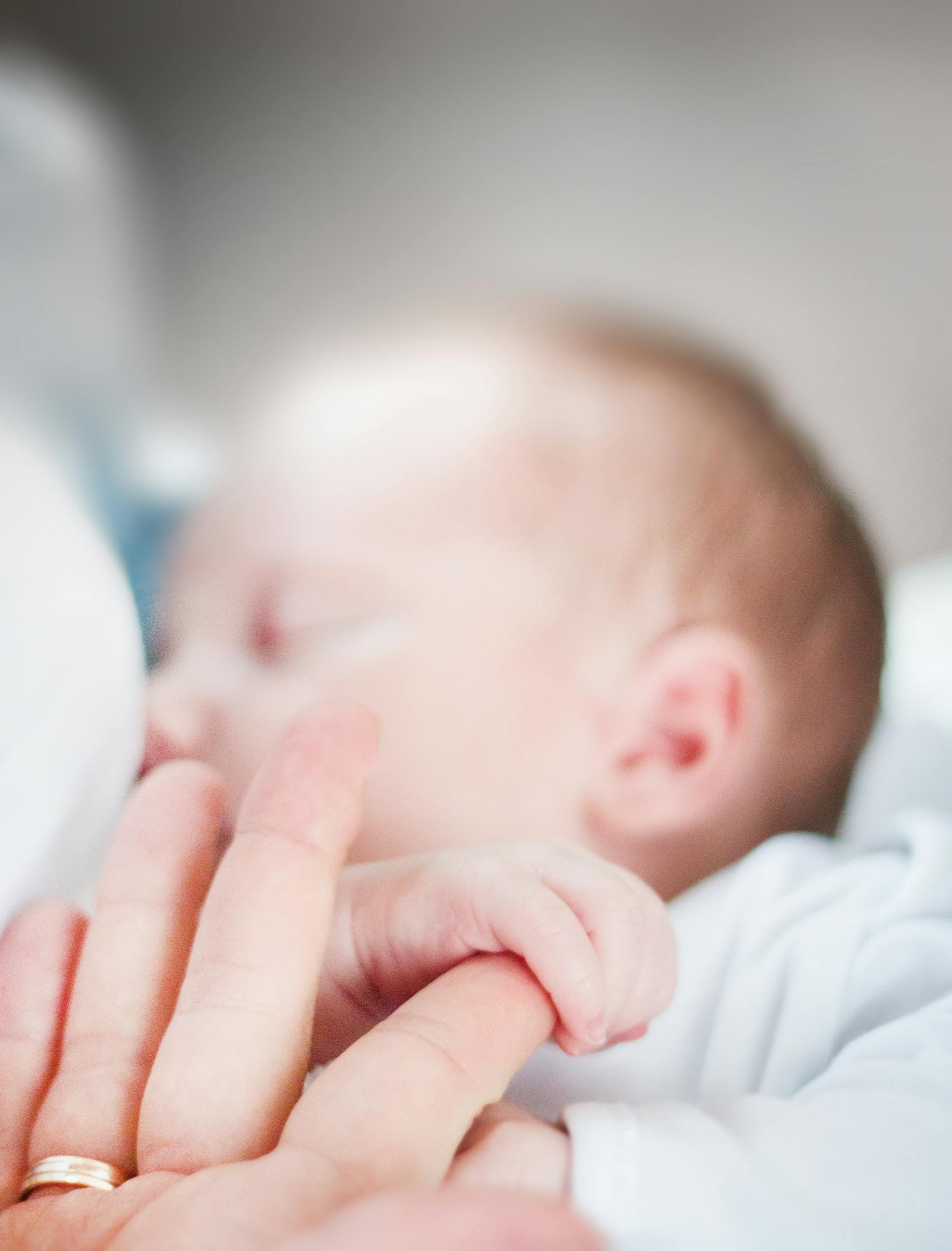 最新母乳奶水，营养价值与重要性解析
