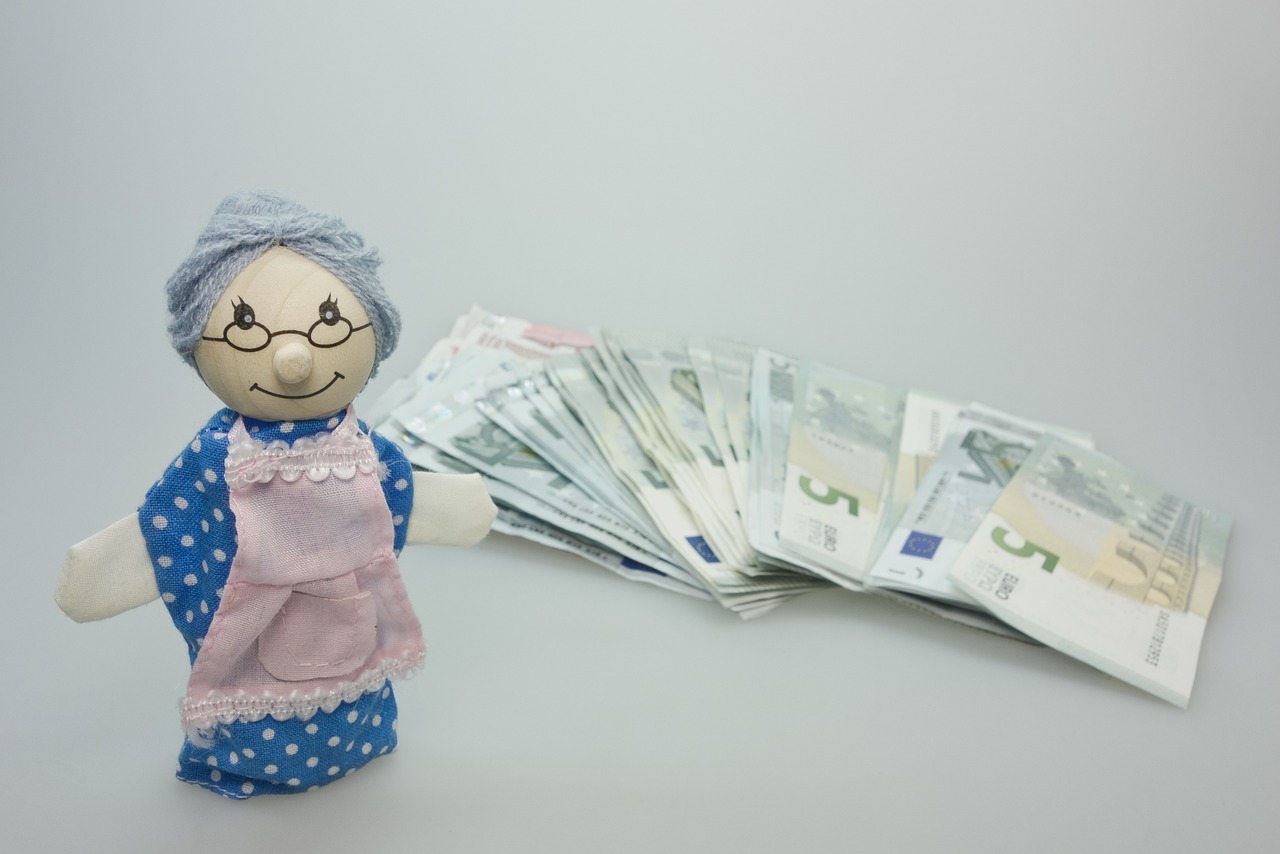 养老金政策改革最新动态及其社会影响分析